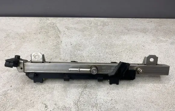 BMW 3 E46 Fuel main line pipe 7521634 7521633