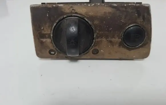 Mercedes-Benz E W211 Light switch 2115450104 04056003
