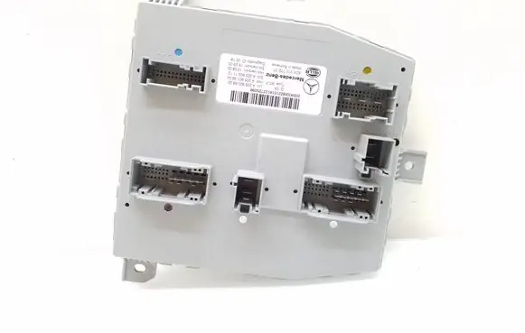 Mercedes-Benz C W205 Comfort/convenience module A2059006822 A2059013904 A2229021112