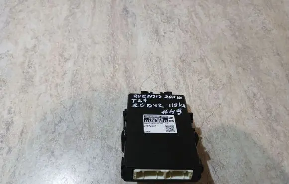 Toyota Avensis T270 Other control units/modules 8969005010
