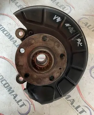Volkswagen Touran I Front wheel hub