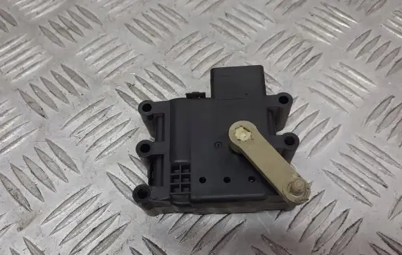 Mazda 6 Central body control module