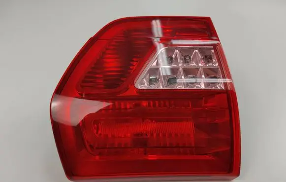 Tailgate rear/tail lights