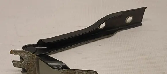 Volkswagen Polo V 6R Engine bonnet/hood hinges 6R0823301A