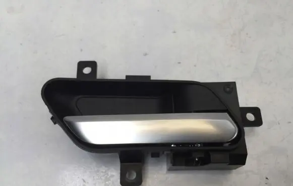 Nissan Qashqai J12 Front door interior handle 806706UA0A