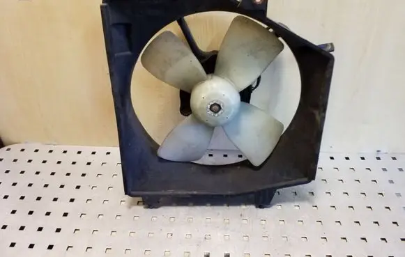 Mazda Premacy Radiator cooling fan shroud 2635005070