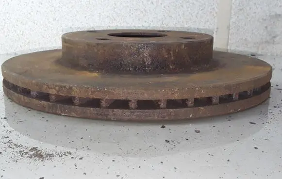 Mazda 323 Front brake disc