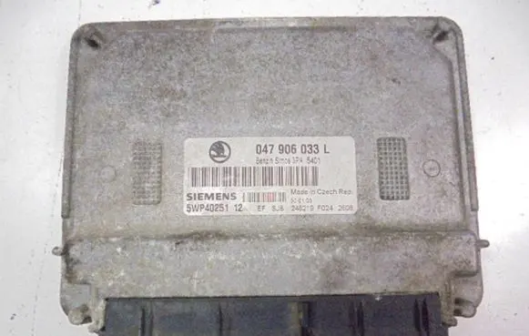 Skoda Fabia Mk1 (6Y) Engine control unit/module ECU 047906033L