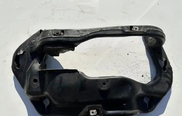 BMW 2 F45 Gearbox mounting bracket 147258