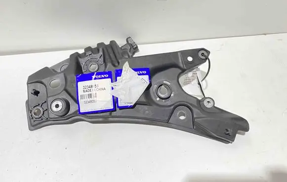 Volvo S60 Fender mounting bracket 32348053