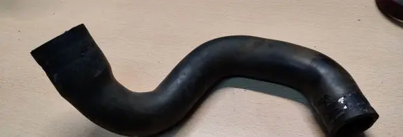 Dacia Sandero Engine coolant pipe/hose
