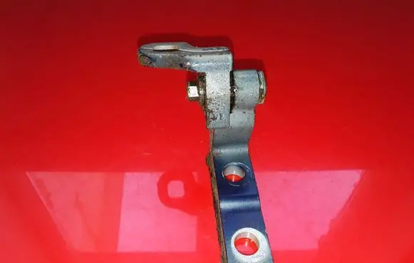 Volvo V40 Front door lower hinge A046572