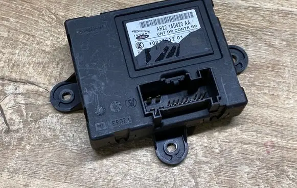 Jaguar XF X250 Door control unit/module AH2214D620AA 1001661201
