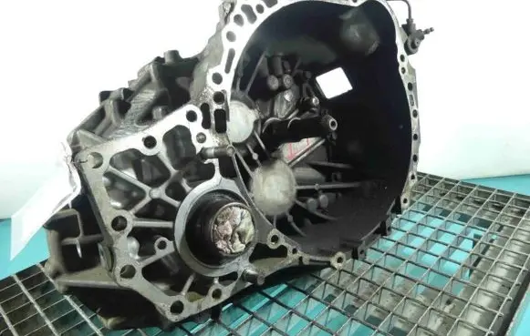 Toyota RAV 4 (XA30) Manual 5 speed gearbox 253001K IMPRK1356166