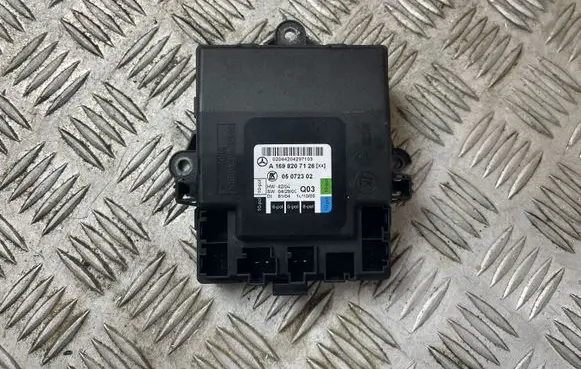 Mercedes-Benz B W245 Door control unit/module A1698207126 05072302 02044204297103