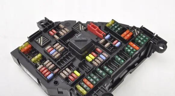 Rolls-Royce Wraith Other engine bay part 9252814