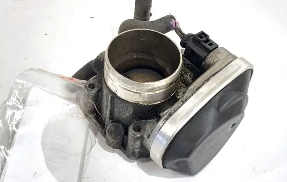 Volkswagen Golf V Engine shut-off valve 06A133062AT