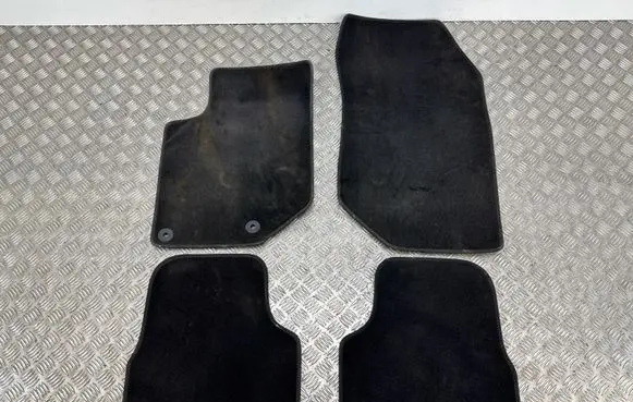 Opel Corsa F Car floor mat set 