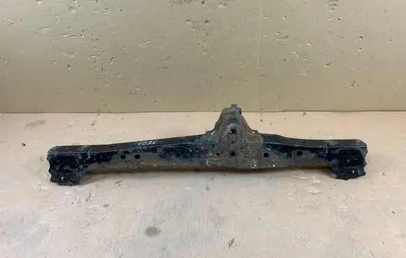 Toyota Prius+ (ZVW40) Front subframe