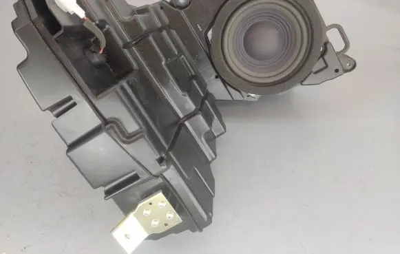 Lexus RX 450H Subwoofer speaker 8615048090 7L191975