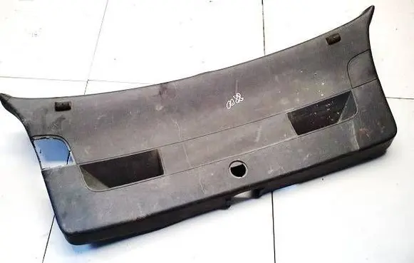 Volkswagen Golf V Other trunk/boot trim element 1K6867601D