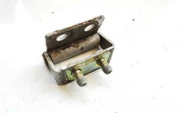 Mazda Premacy Tailgate/trunk/boot hinge