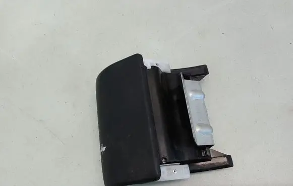 Opel Frontera B Car ashtray 