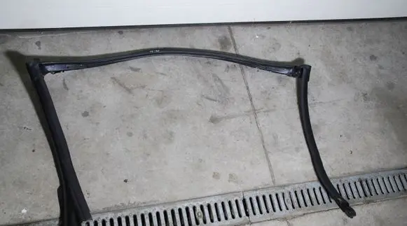 Mercedes-Benz SLK R172 Trunk rubber seal (body) 205KM