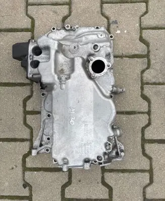 BMW X1 U11 Oil sump 8596451