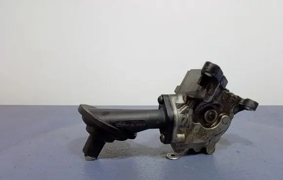 Audi A5 8T 8F Oil pump 059115105BD