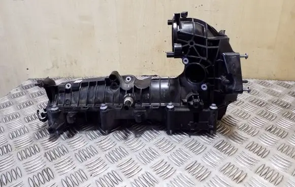 Volvo XC90 Intake manifold 32223914