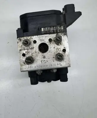 Mercedes-Benz A W168 ABS Pump A0044310912 0265202461