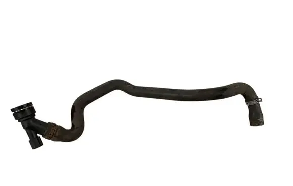 Audi TT Mk1 Engine coolant pipe/hose 8N0121051E