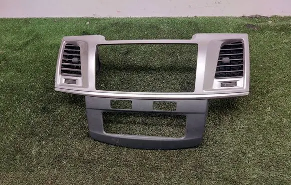 Toyota Hilux (AN10, AN20, AN30) Dash center air vent grill 554120K180