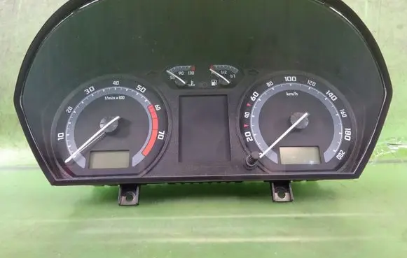 Skoda Fabia Mk1 (6Y) Speedometer (instrument cluster) 6Y0920863M