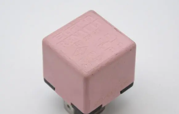 Renault Scenic II - Grand scenic II Other relay 8200338695