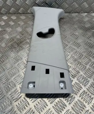BMW X1 E84 (B) pillar trim (top) A062733 17491511 2990775