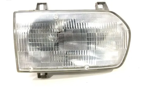 Nissan Pathfinder R50 Headlight/headlamp