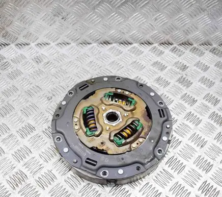 Toyota C-HR I Clutch set kit 8D181233