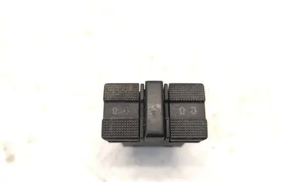 Volkswagen Golf III Electric window control switch 1H0959855A