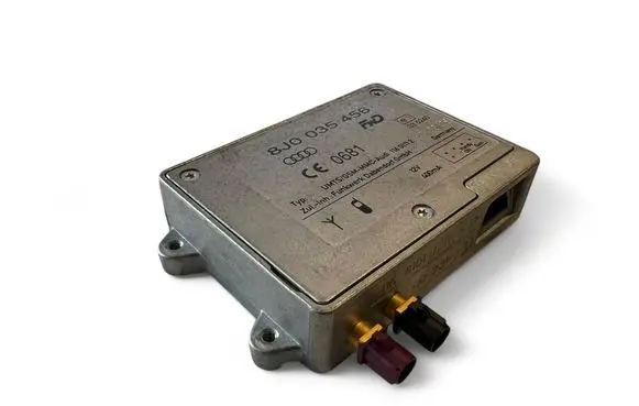Audi A5 Sportback 8TA Aerial antenna amplifier 8J0035456