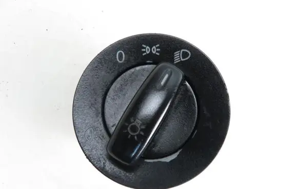 Volkswagen Golf V Light switch 1K0941431B