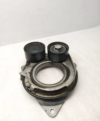 BMW X5 G05 Generator/alternator belt tensioner 8598908 013822349