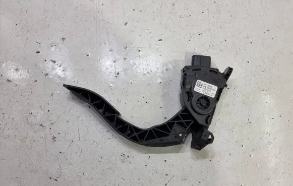 Audi A6 S6 C7 4G Accelerator throttle pedal 8K1723523A 6PV00950521 18012013