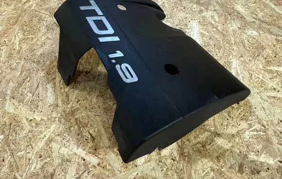Audi A6 S6 C5 4B Engine cover (trim) 028103935