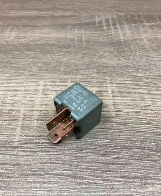 Audi 80 90 B3 Other relay 443951253