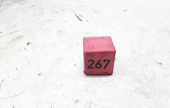 Volkswagen PASSAT B5 Other relay 443919578C
