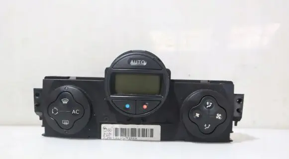 Renault Megane II Interior fan control switch 
