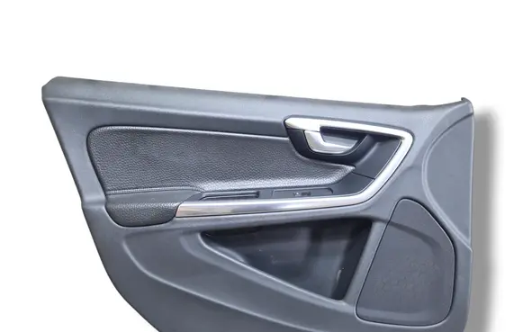 Volvo S60 Front door card panel trim 39813393