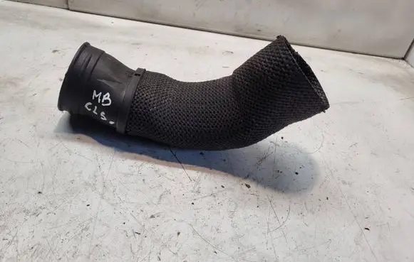 Mercedes-Benz CLS C219 Air intake duct part A2730940011